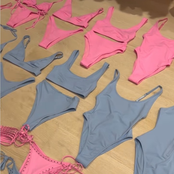 🔥NWT 🩵LIMITED EDITION SKIMS Swim Scoop Neck One Piece 🩵🩵🩵 - Picture 3 of 12